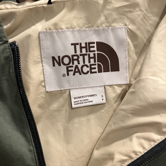 The North Face Olive and Cream Jacket - Picture 3 of 3